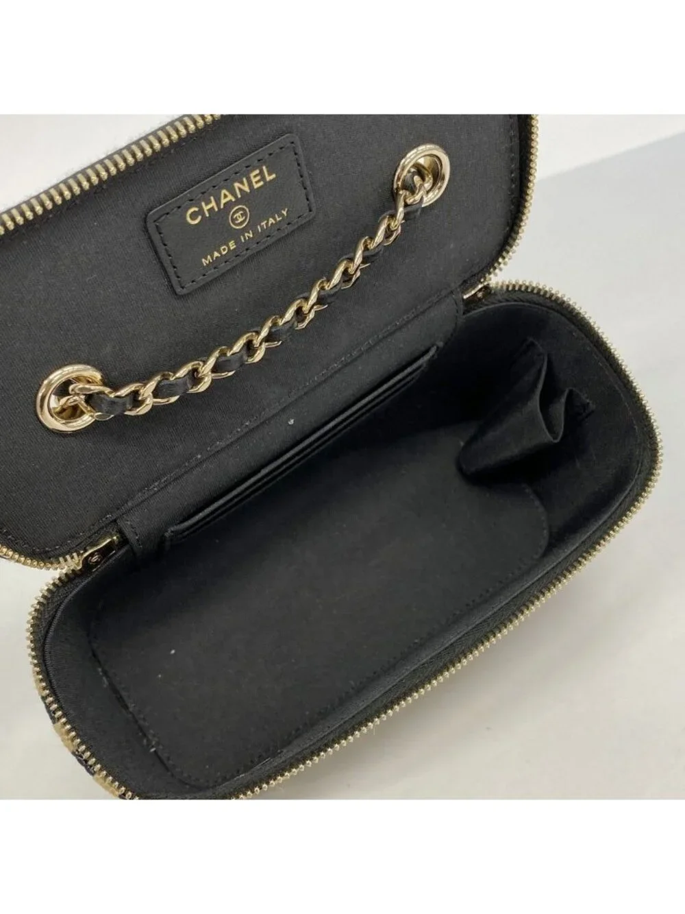 Chanel Shoulder Bag Raffia Beige Black Champagne Gold